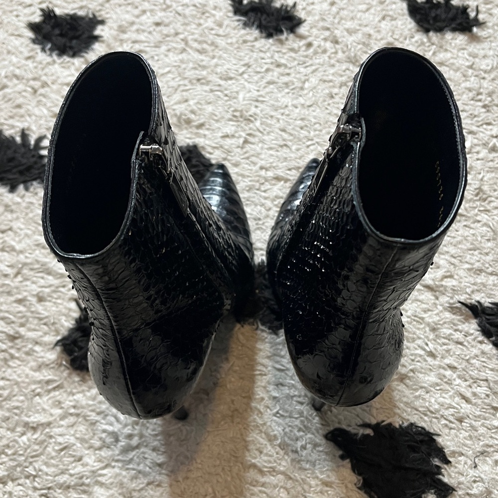 Saint Laurent size 36.5 Black Python booties Textured Ankle Boots - Picture 5 of 13